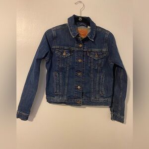 Levi’s denim jean jacket XS